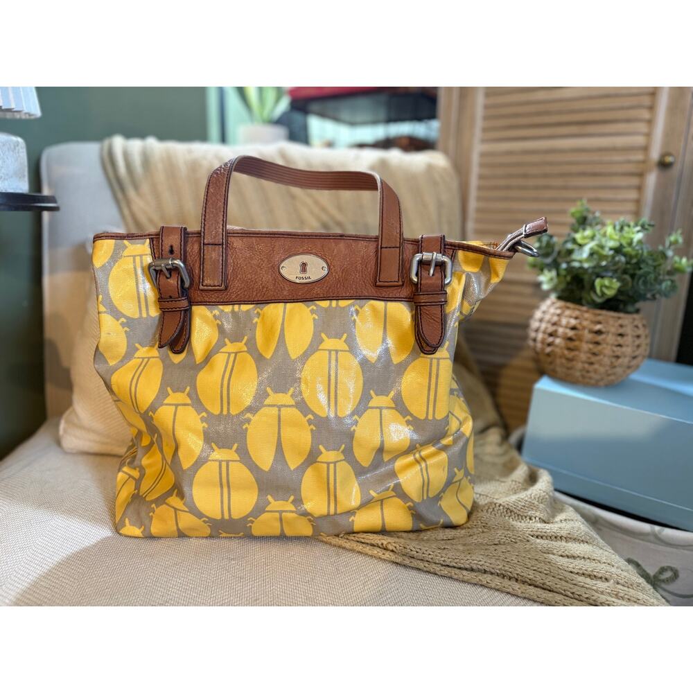 Fossil Key-Per Ladybug Print Shoulder Bag Yellow Gray
